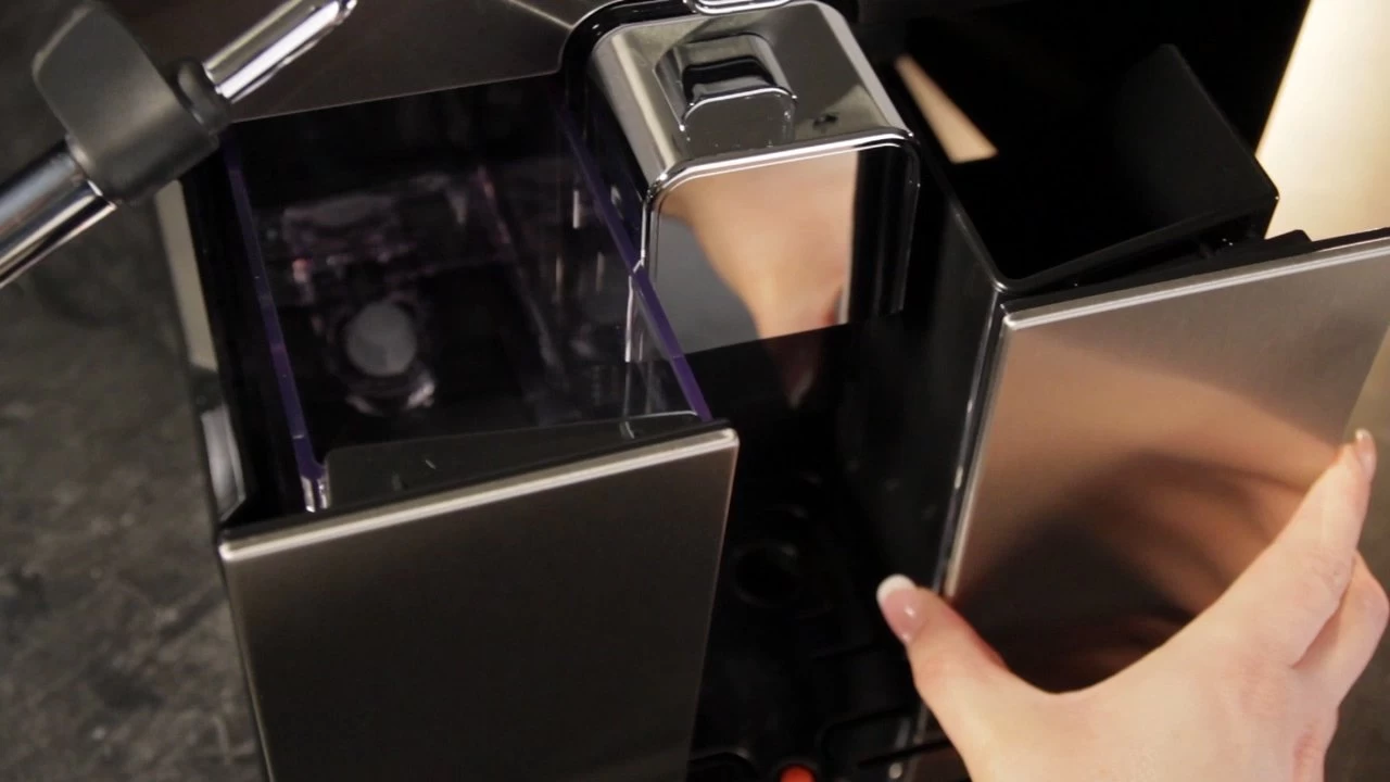 Gaggia Brera Cappuccino Espresso Machine In Silver - Image 10