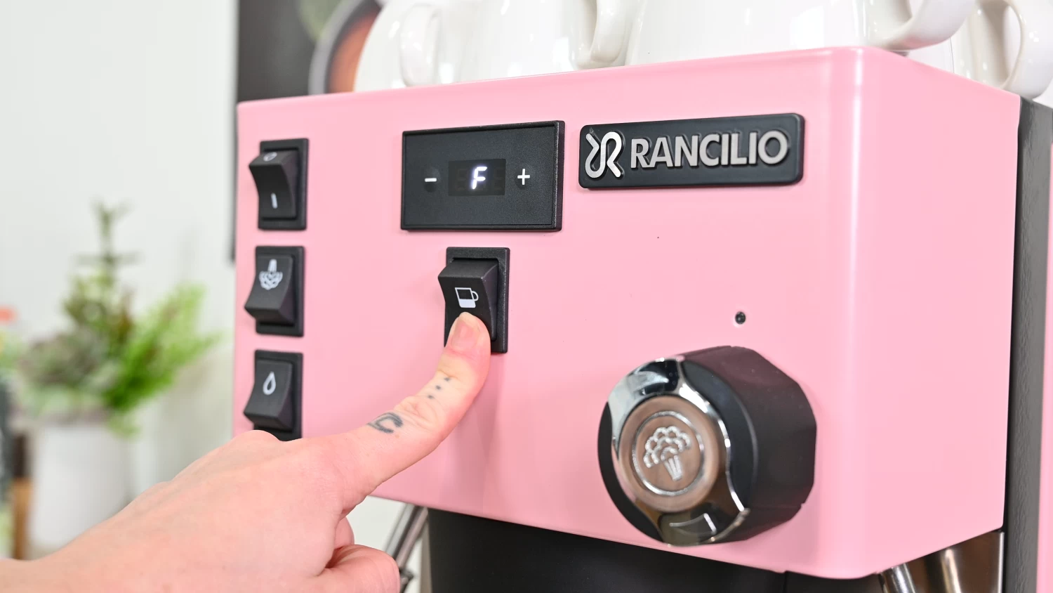Rancilio Silvia Pro X Dual Boiler Espresso Machine In Pink - Image 2