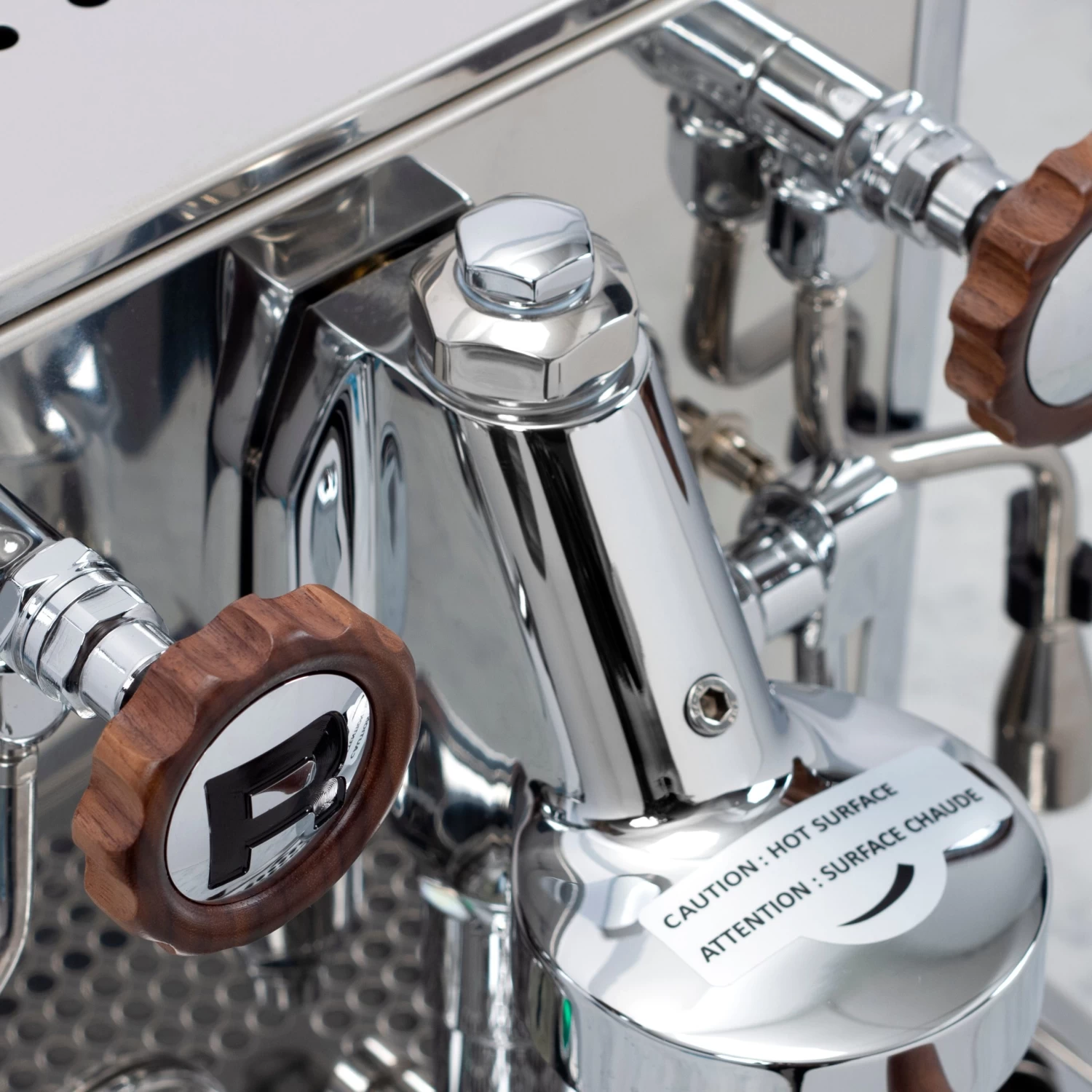 Rocket Espresso Mozzafiato Cronometro R Espresso Machine - Walnut Accents - Image 5
