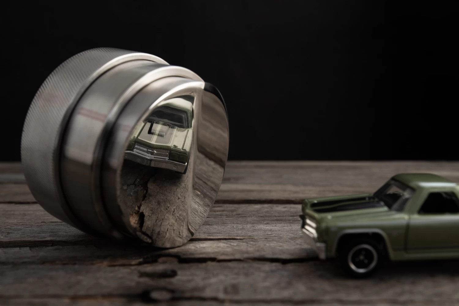 Saint Anthony Industries BT Wedge Espresso Preparation Distribution Tool 58.3mm - Curly Walnut - Image 4