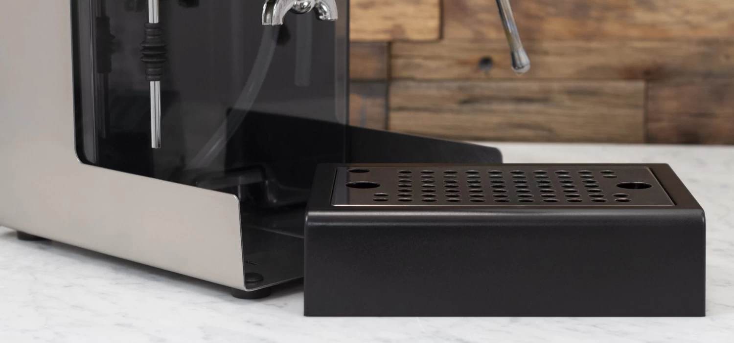 Gaggia Classic Pro Espresso Machine In Lobster Red - Image 10