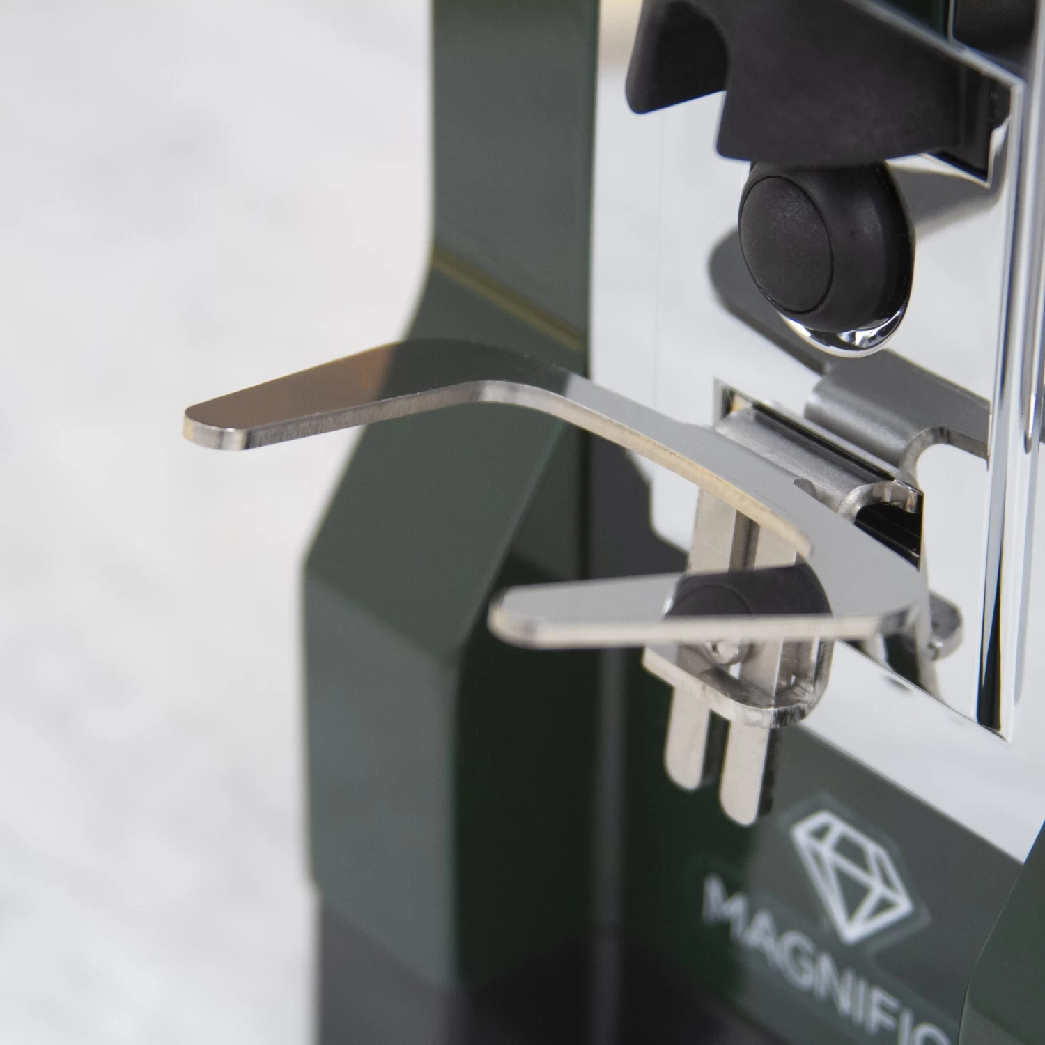 Eureka Mignon Magnifico Coffee Grinder In Gourmet Green - Image 8