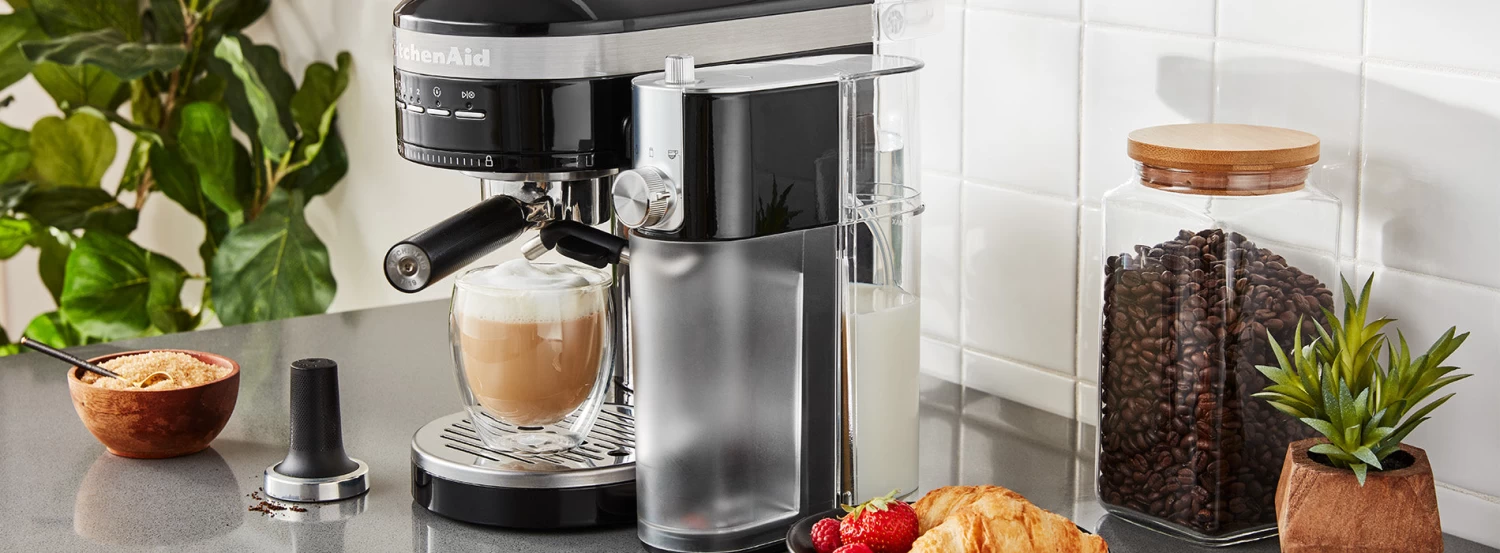 KitchenAid® Automatic Milk Frother Attachment - Onyx Black - Image 6