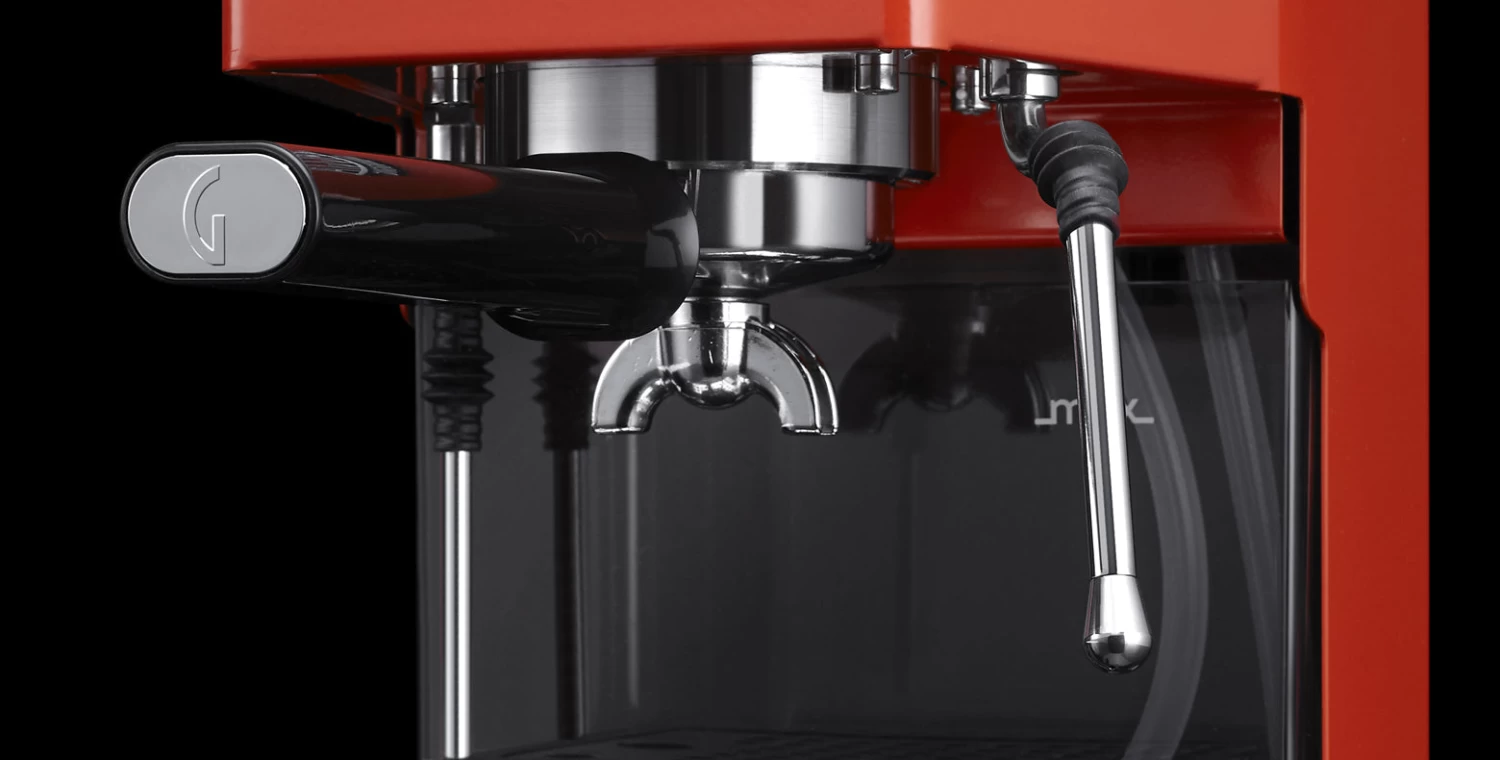 Gaggia Classic Pro Espresso Machine In Lobster Red - Image 3