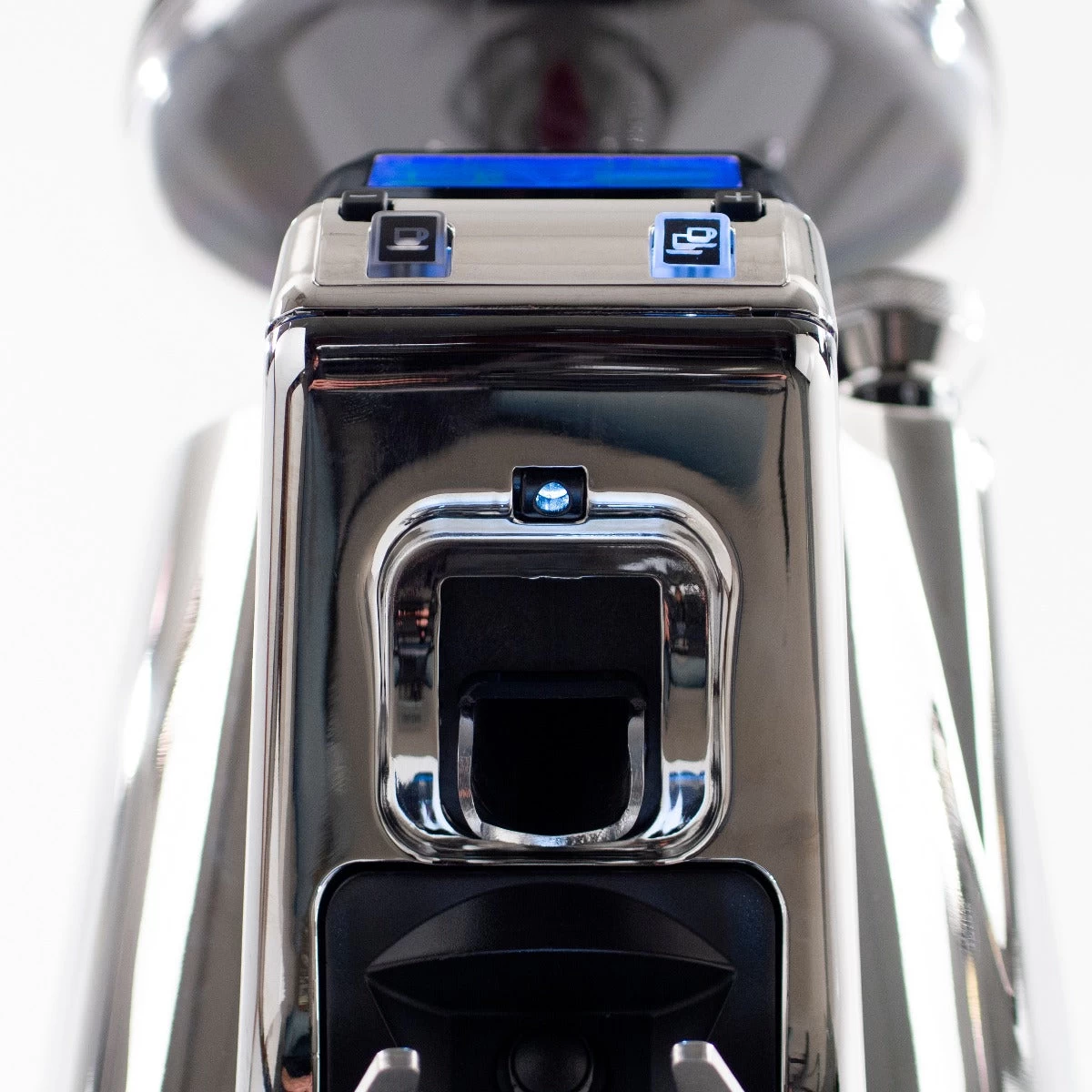 Eureka Zenith 65E High Speed Espresso Grinder In Chrome - Image 5